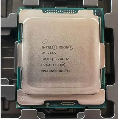 Intel Xeon W prosessoru 2145, 8 Core, 16 Threads (SR3LQ)